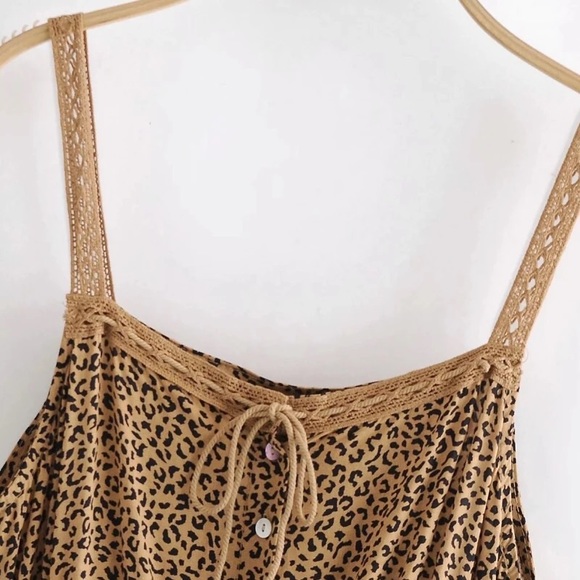 Leopard Bohemian Maxi Dress RESTOCKED🎉 - Picture 4 of 13